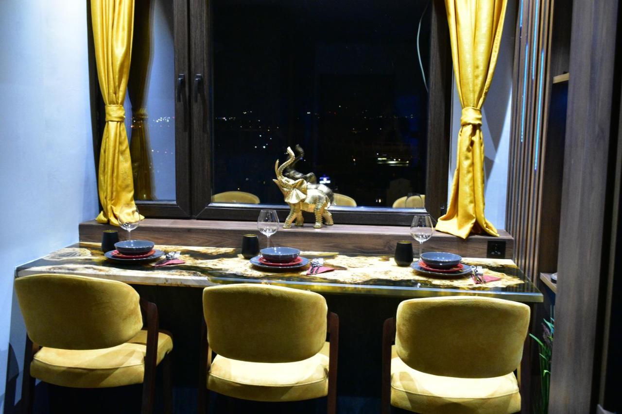 Smart Luxury Penthouse Suites - Private Sauna, Hot-Tub, Home Cinema At The Best Location In Скоп'є Екстер'єр фото