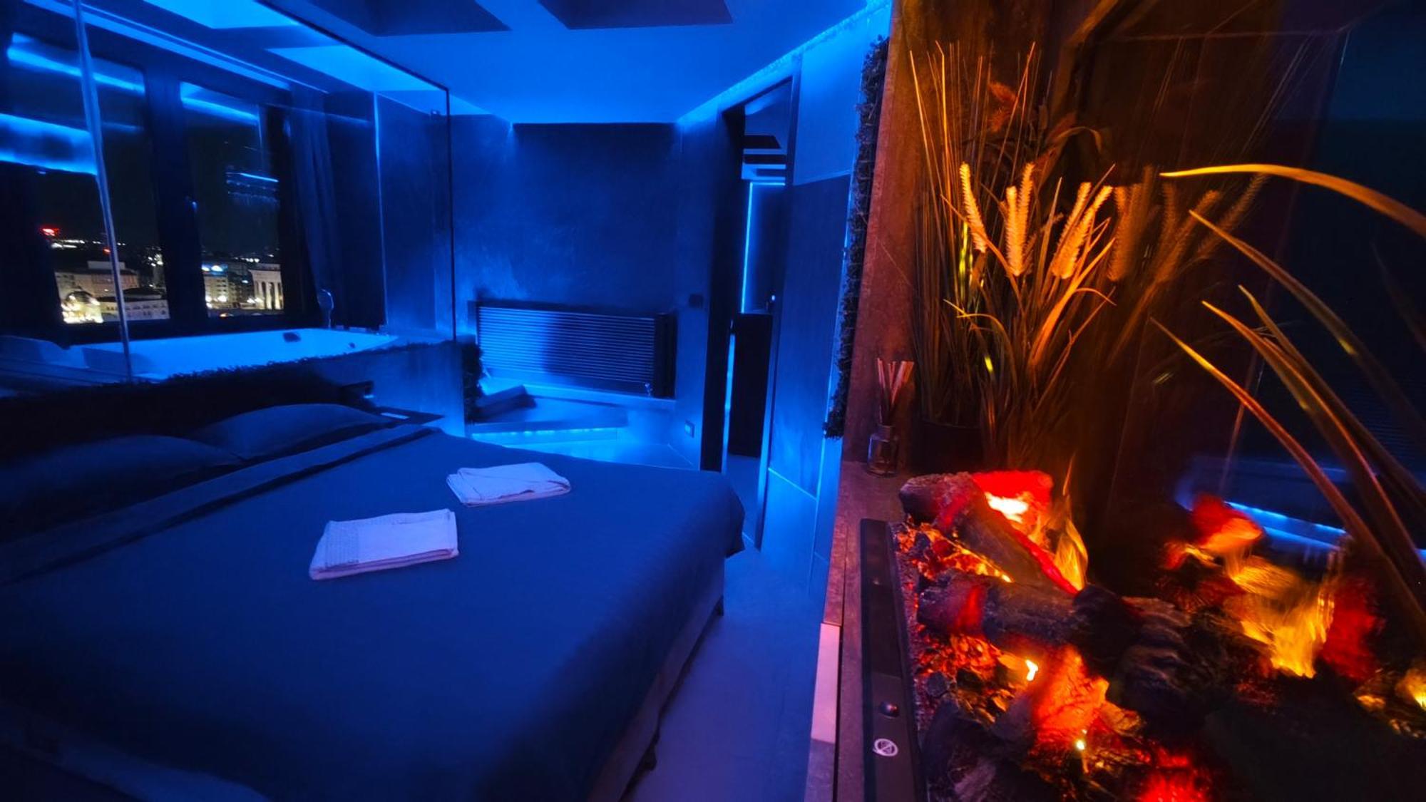 Smart Luxury Penthouse Suites - Private Sauna, Hot-Tub, Home Cinema At The Best Location In Скоп'є Екстер'єр фото